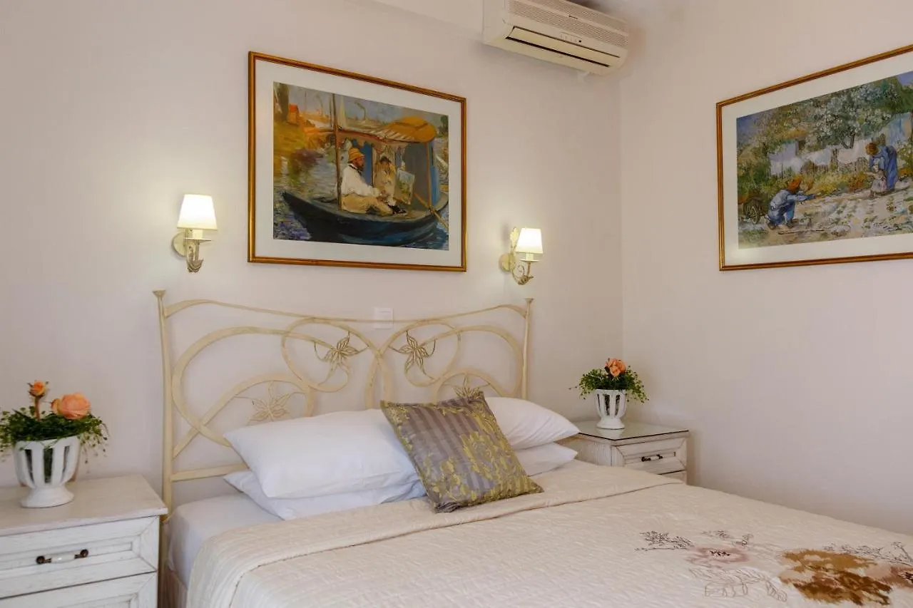 Apartments Kassandrinos-Maria Nikiti