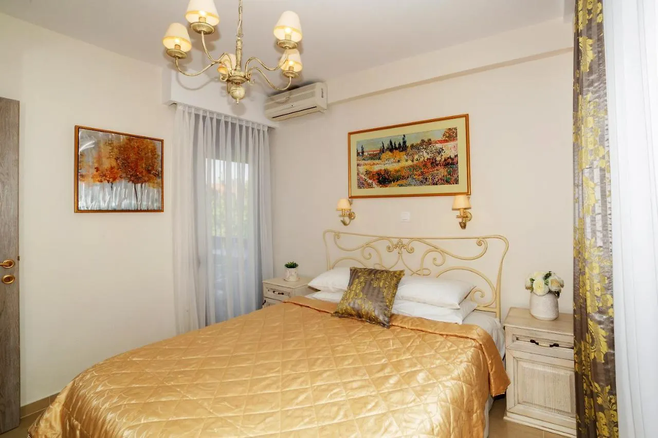 Apartments Kassandrinos-Maria Nikiti   Nikiti (Sithonia)